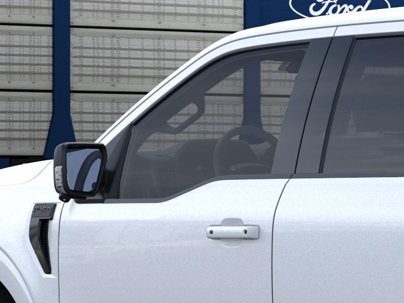 2025 Ford F-150 XLT photo 17