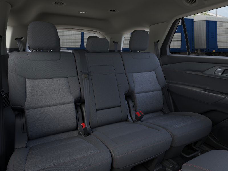 2025 Ford Explorer photo 9