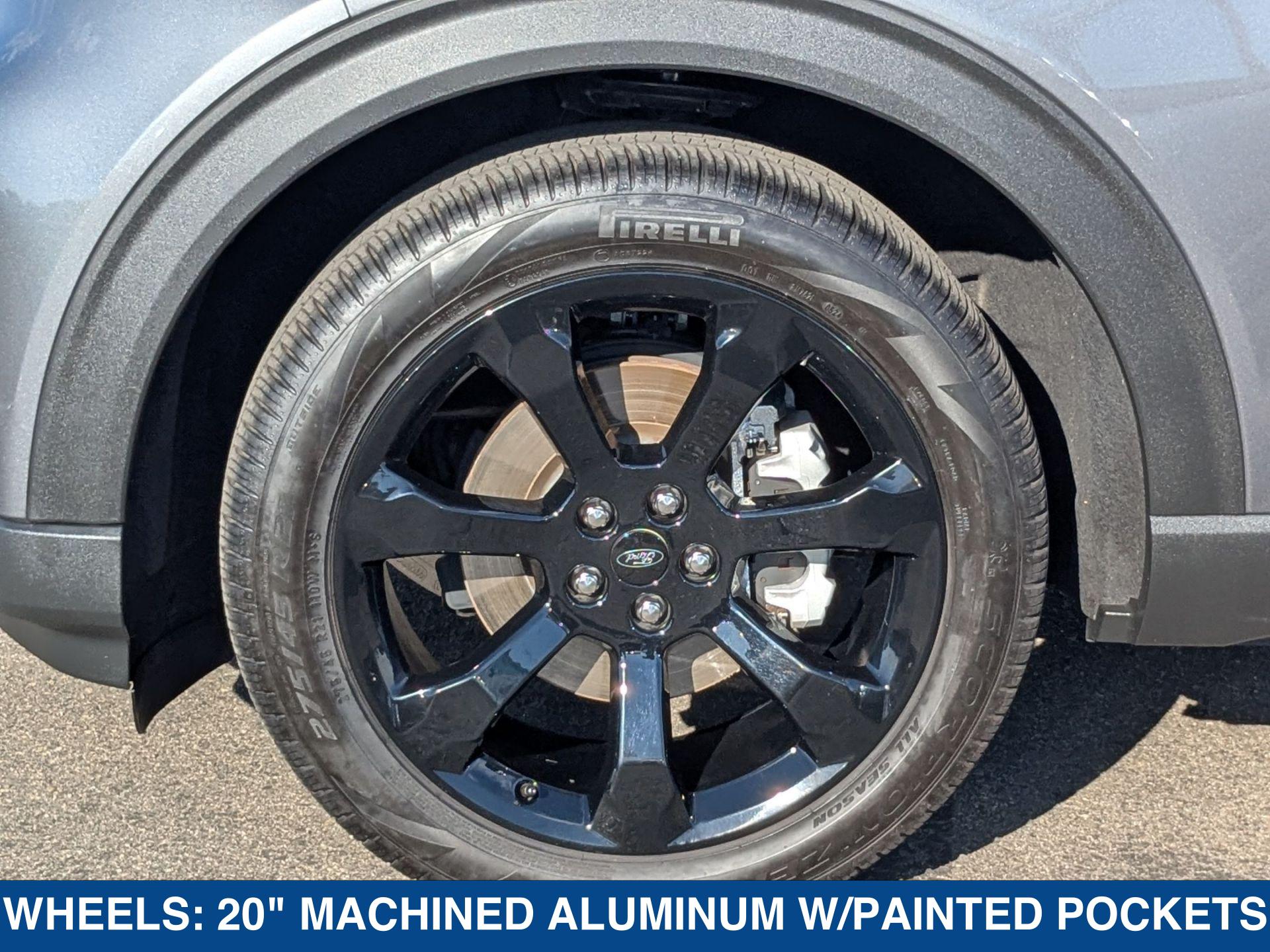 2024 Ford Explorer ST-Line photo 8