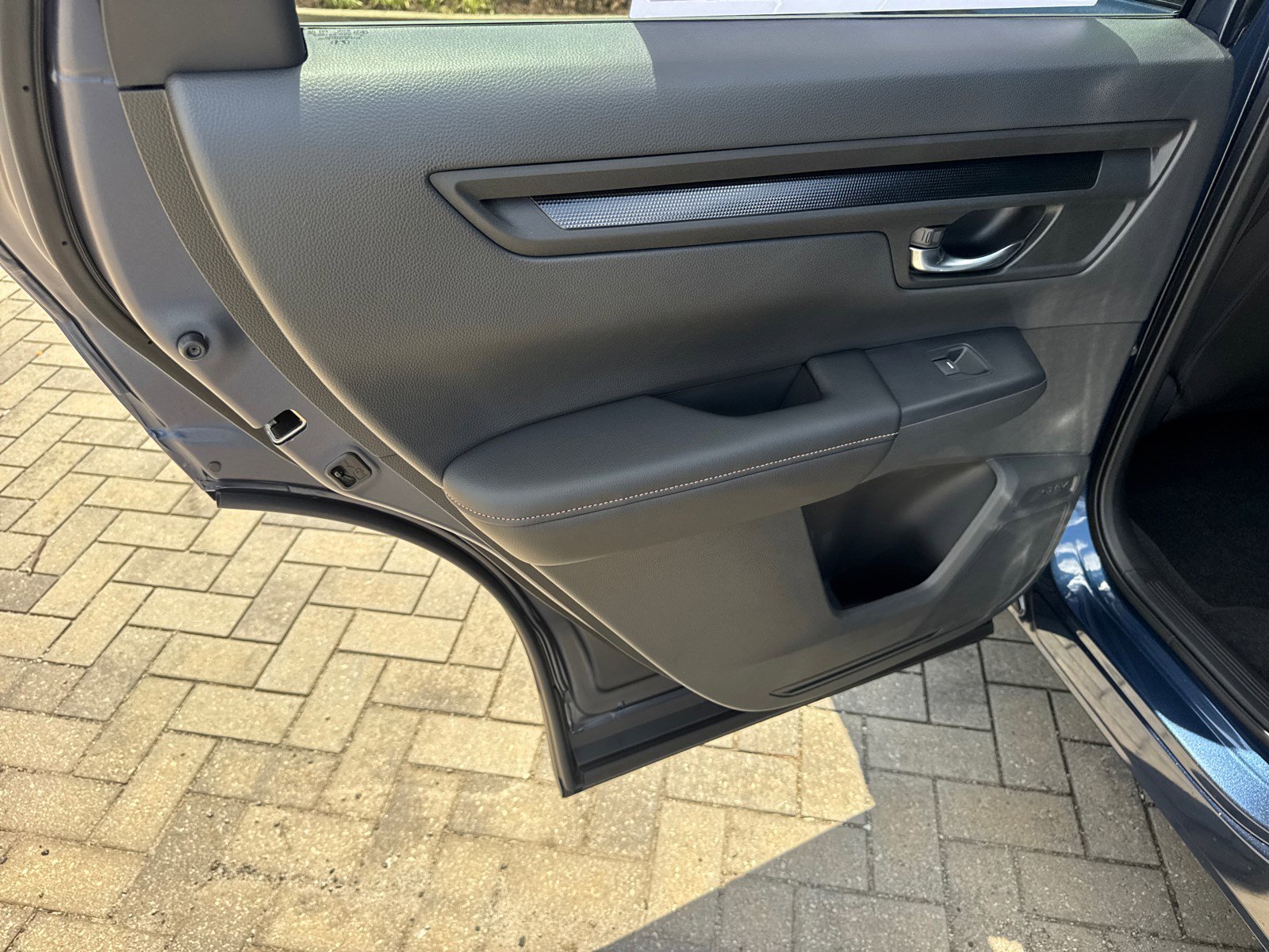 2026 Honda CR-V Hybrid Sport photo 13