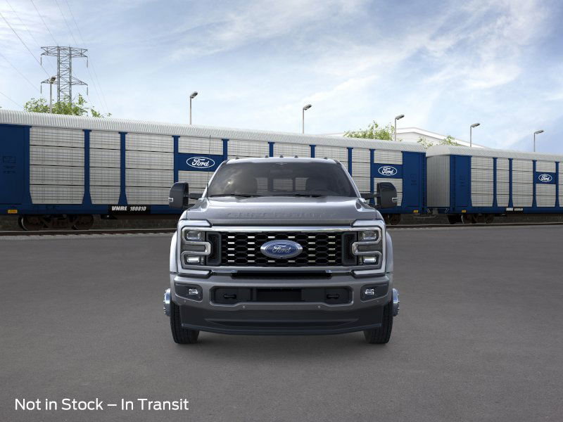 2026 Ford F-450 Platinum photo 2