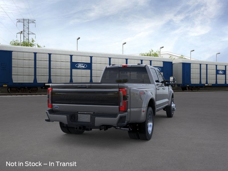 2026 Ford F-450 Platinum photo 4