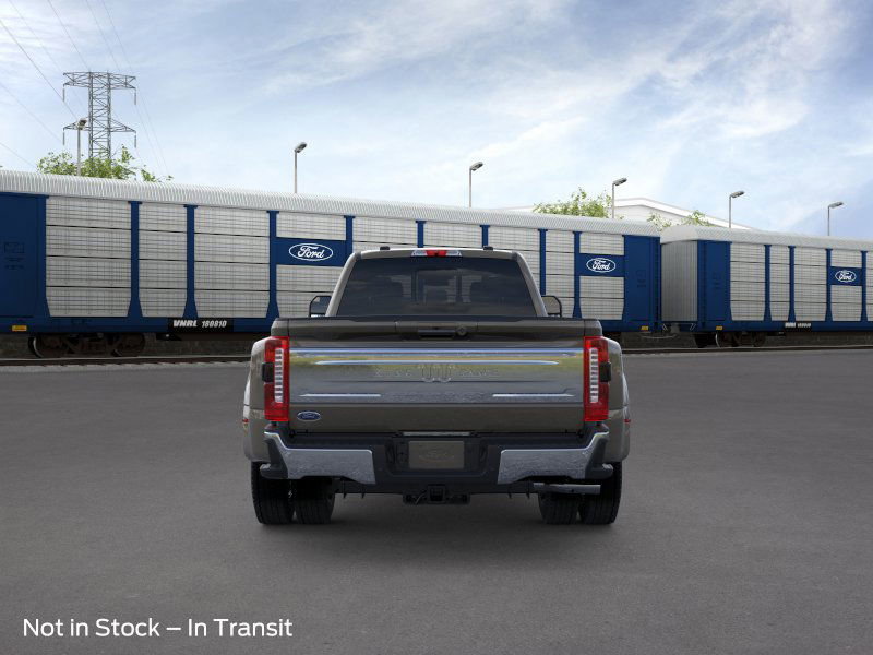 2026 Ford F-450 King Ranch photo 4