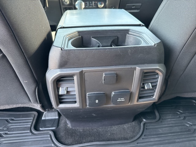 2017 Ford F-150 XLT photo 20