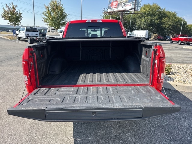 2017 Ford F-150 XLT photo 23