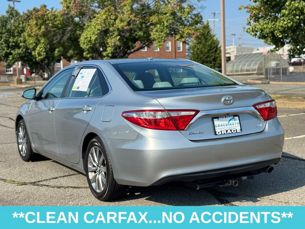 2017 Toyota Camry XLE XSE photo 5