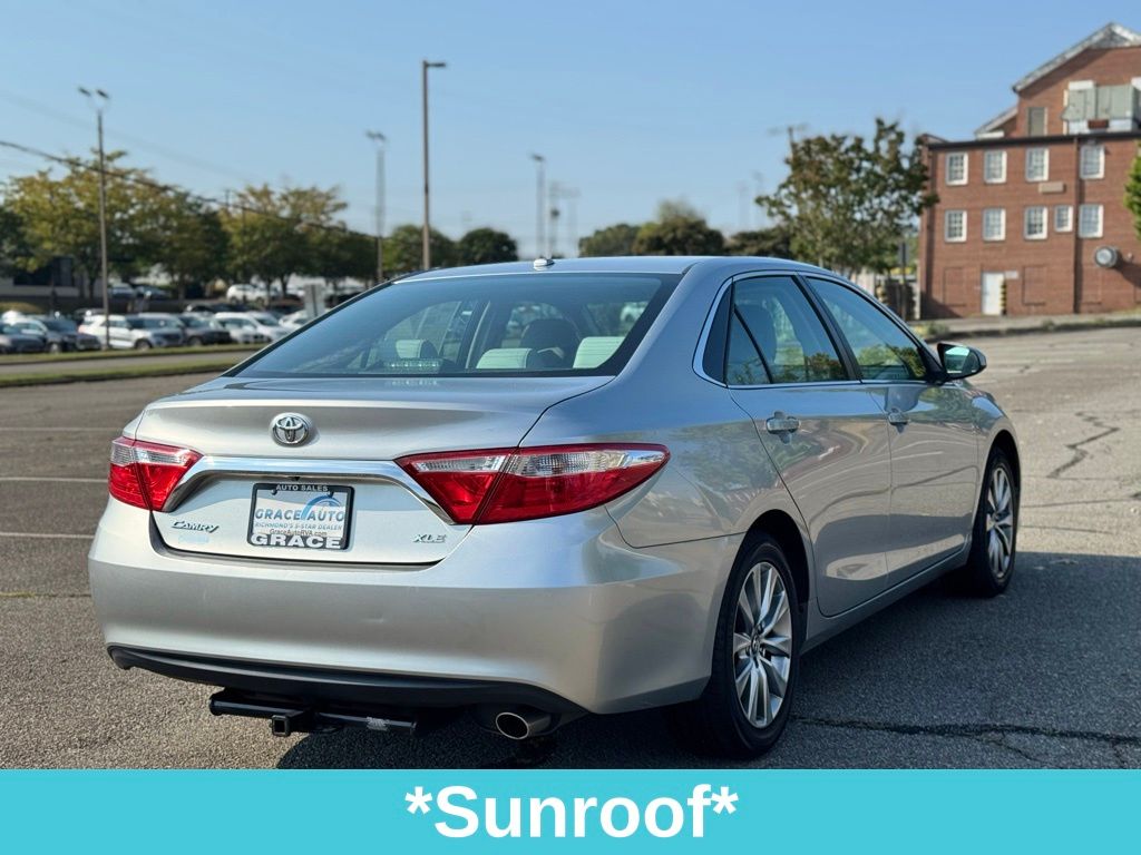 2017 Toyota Camry XLE XSE photo 10