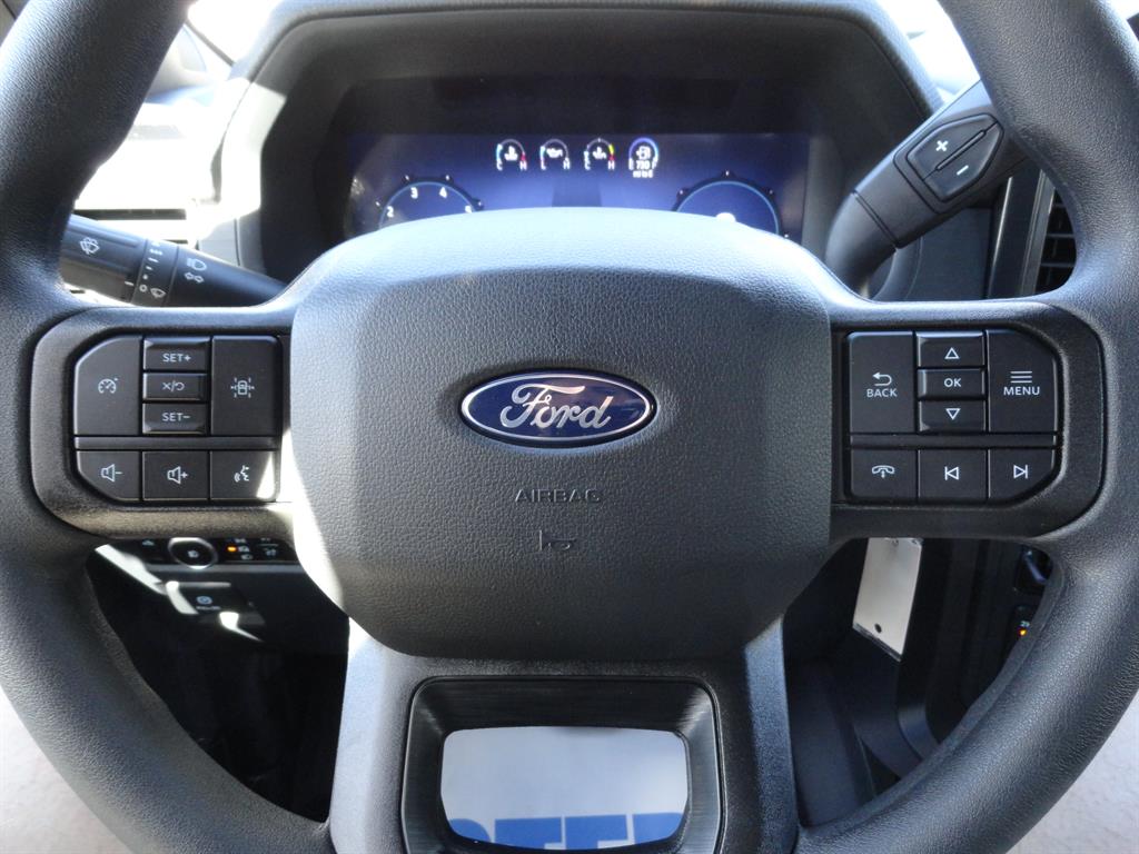 2025 Ford F-150 STX photo 14