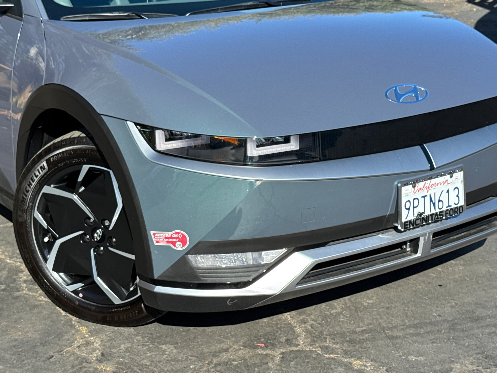 2024 Hyundai Ioniq 5 SE photo 3