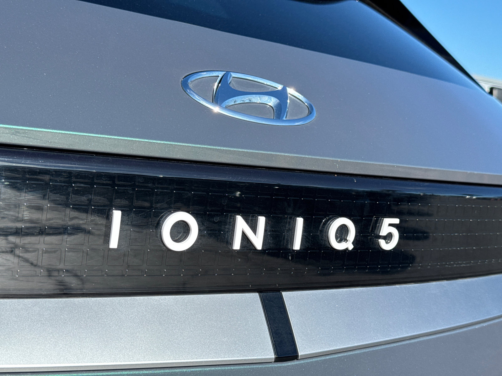 2024 Hyundai Ioniq 5 SE photo 12