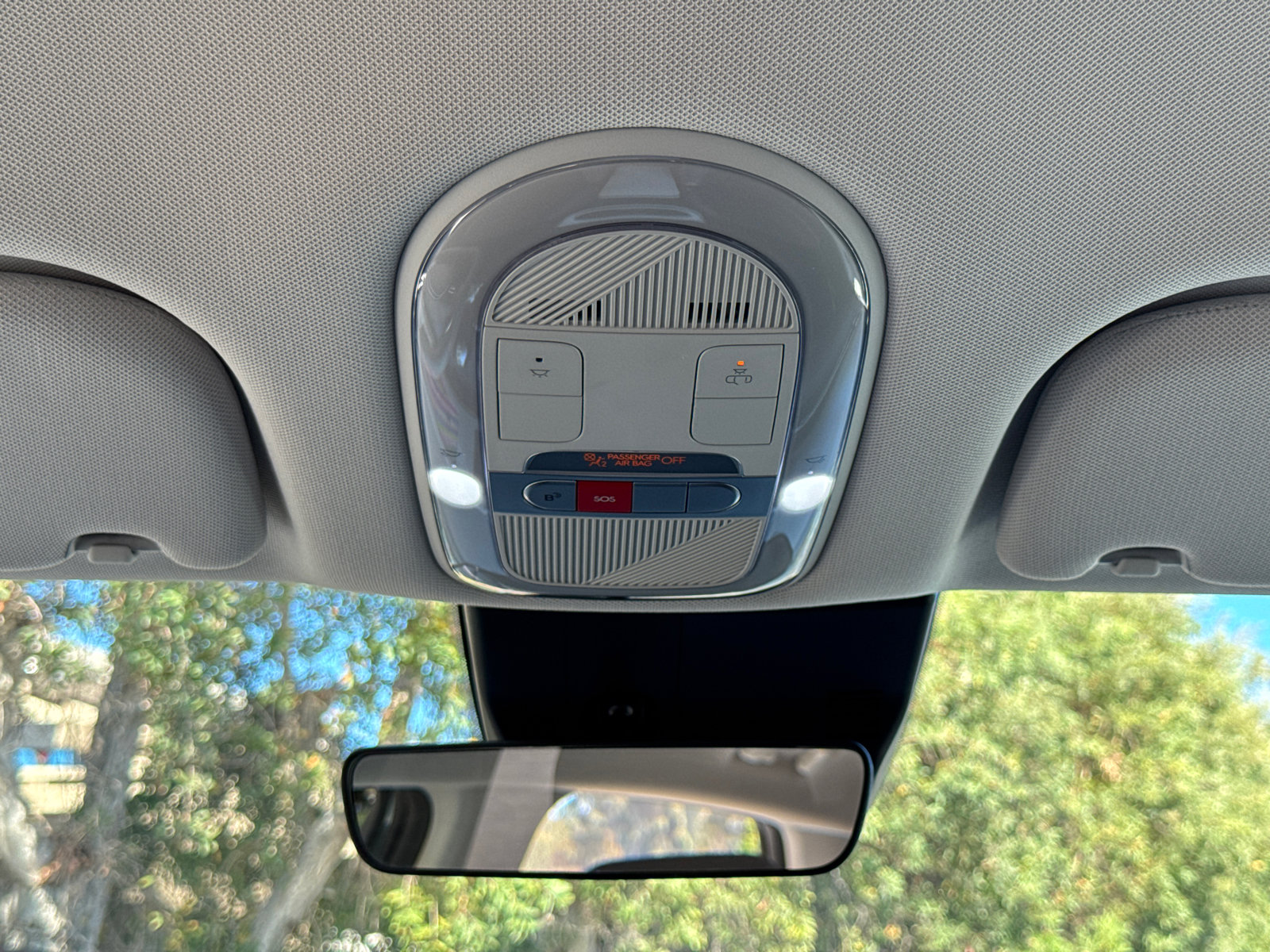 2024 Hyundai Ioniq 5 SE photo 24