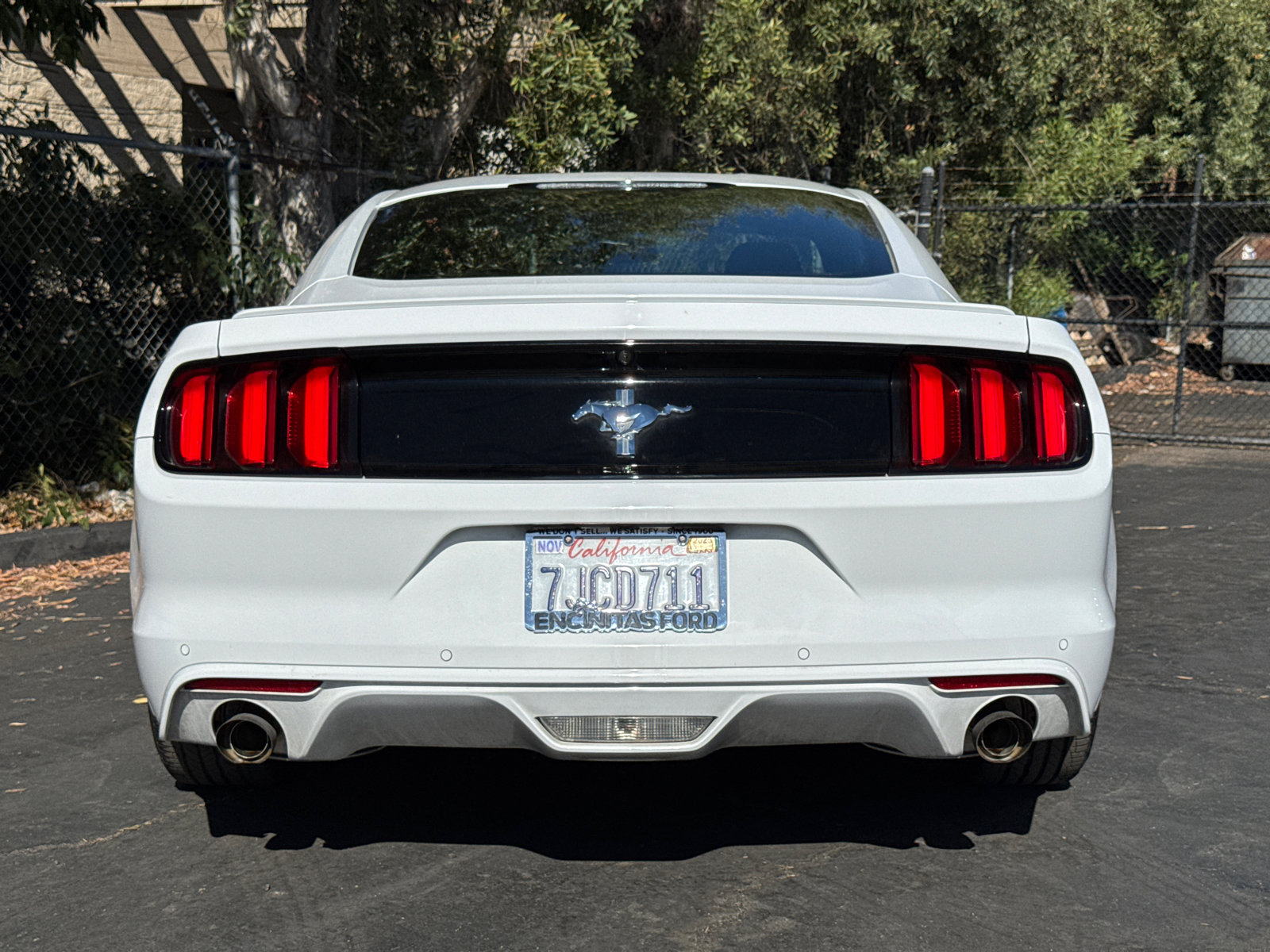2015 Ford Mustang V6 photo 11