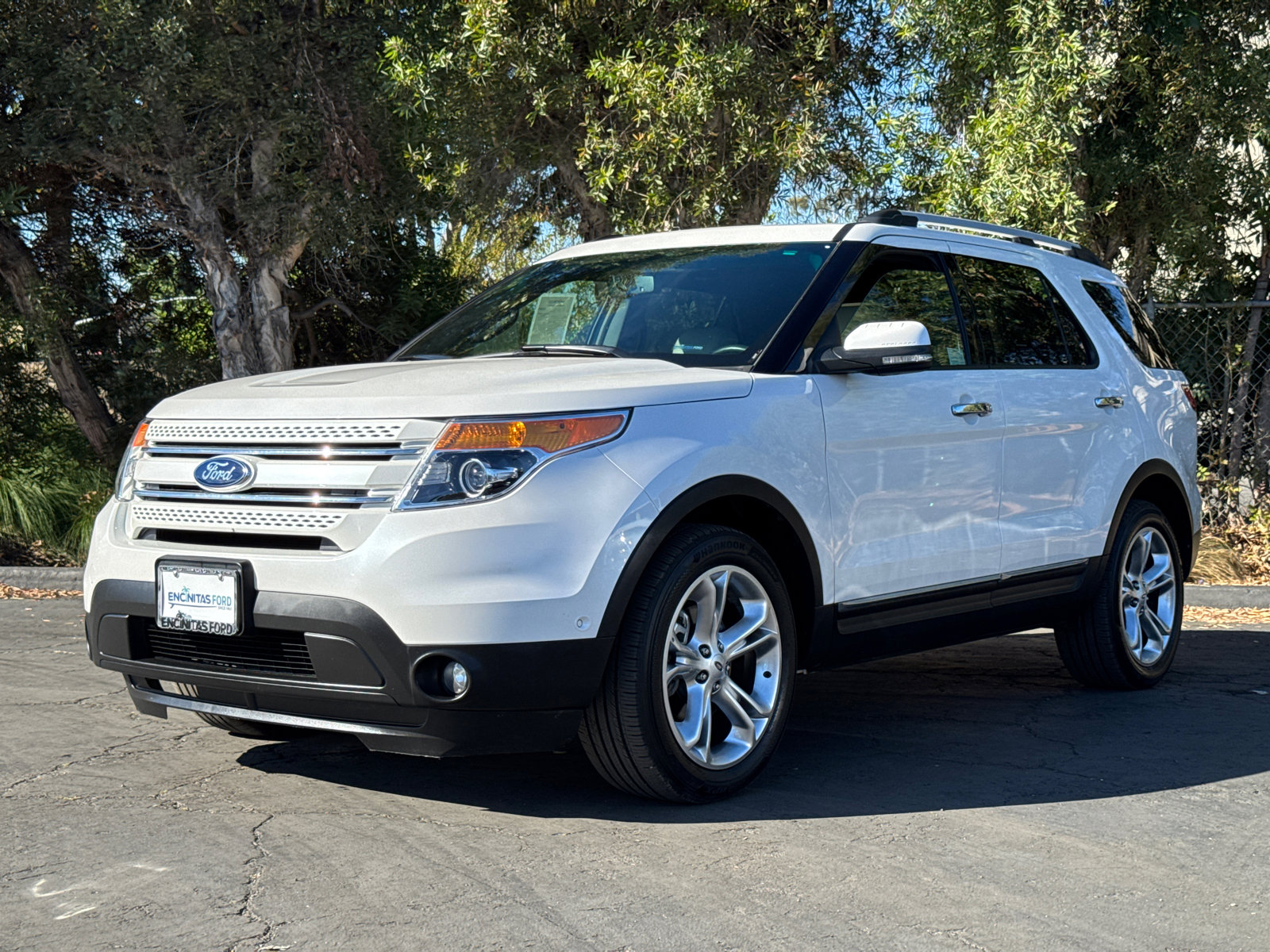 2012 Ford Explorer Limited photo 4