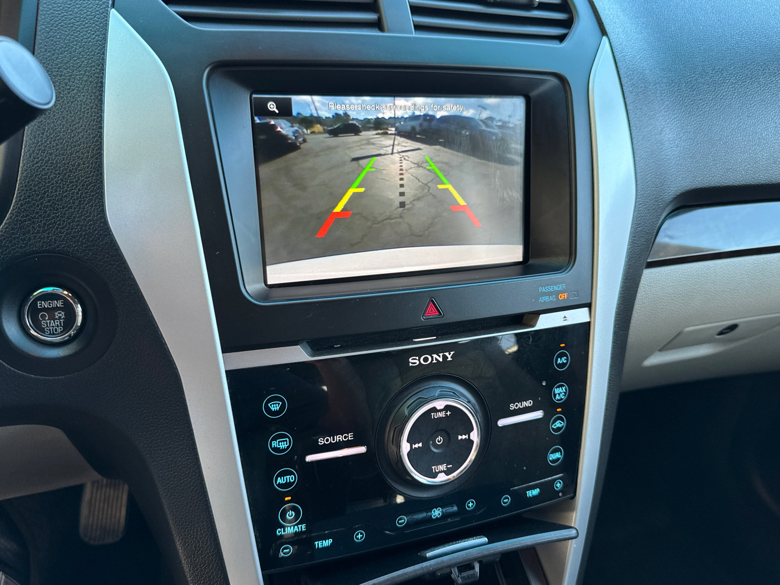 2012 Ford Explorer Limited photo 30