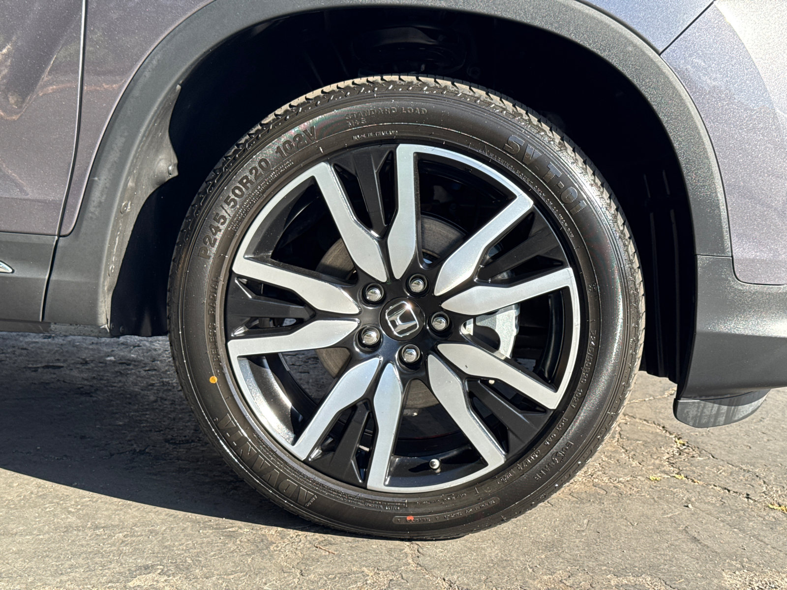 2021 Honda Pilot Touring photo 4