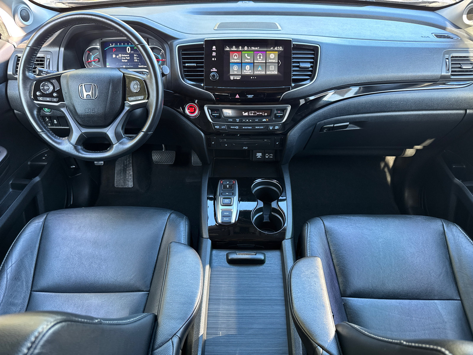 2021 Honda Pilot Touring photo 19