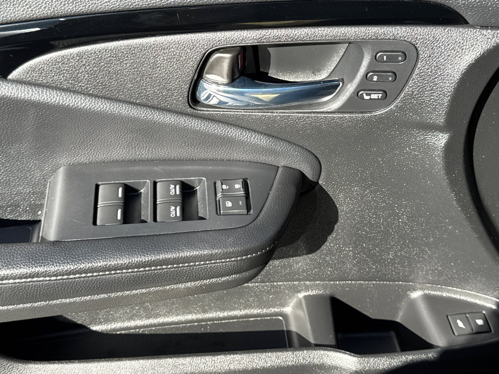 2021 Honda Pilot Touring photo 27