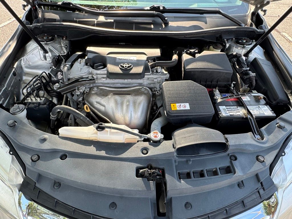 2017 Toyota Camry XLE XSE photo 27