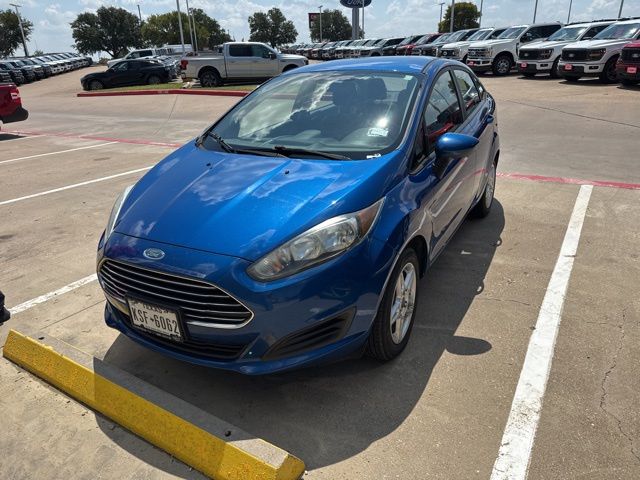 2018 Ford Fiesta SE photo 2