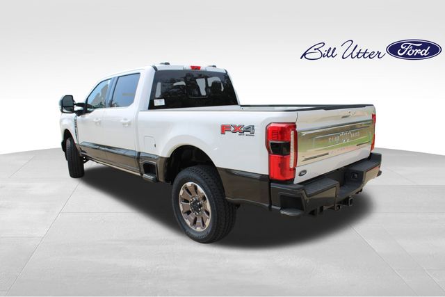 2025 Ford F-250 photo 4