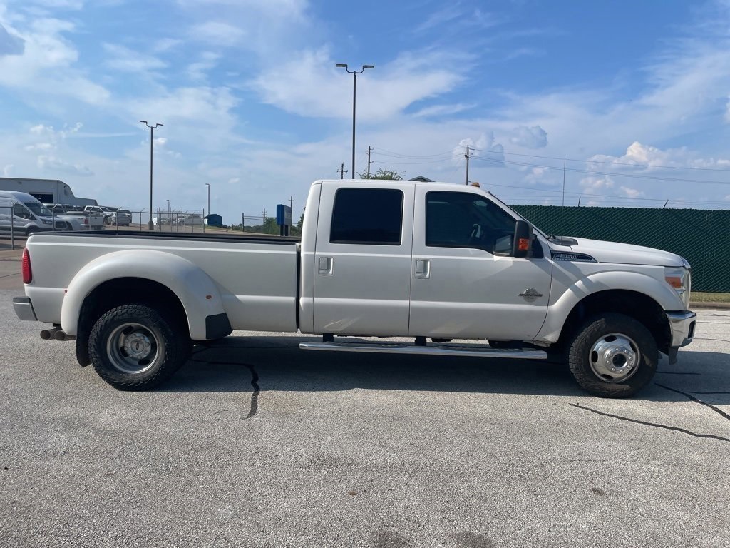 2015 Ford F-350 photo 2