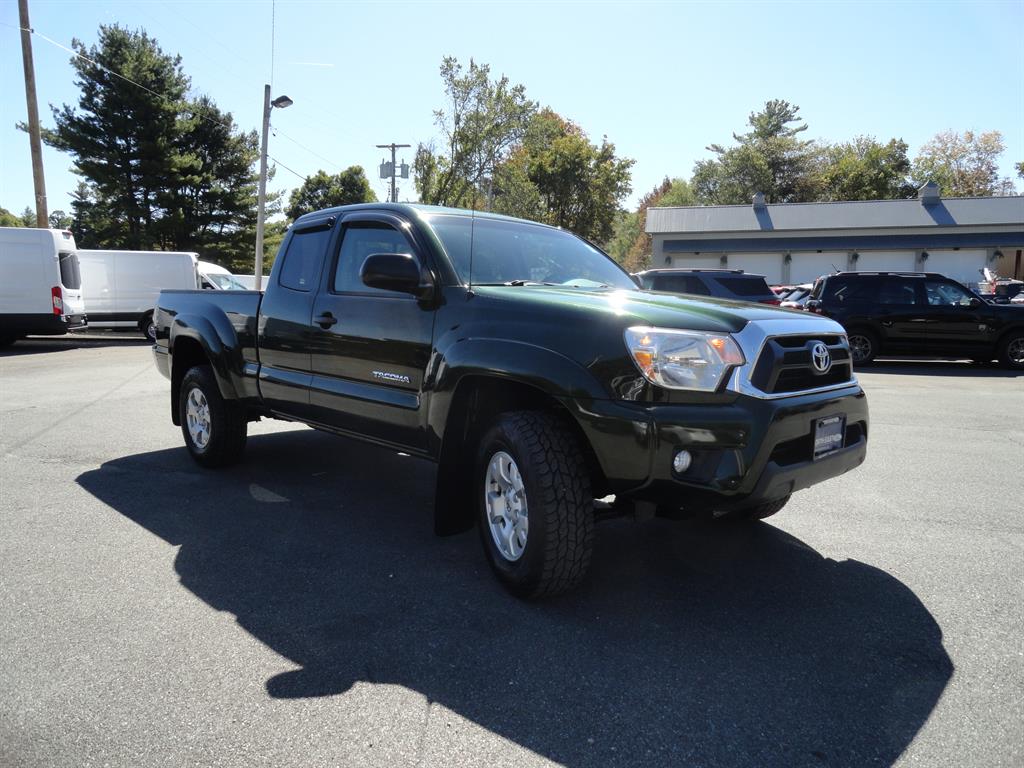 2012 Toyota Tacoma V6 photo 3