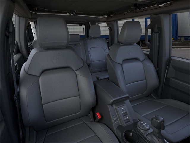 2025 Ford Bronco Outer Banks photo 10
