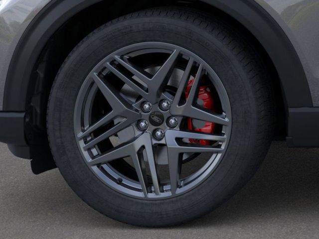 2025 Ford Explorer ST-Line photo 16