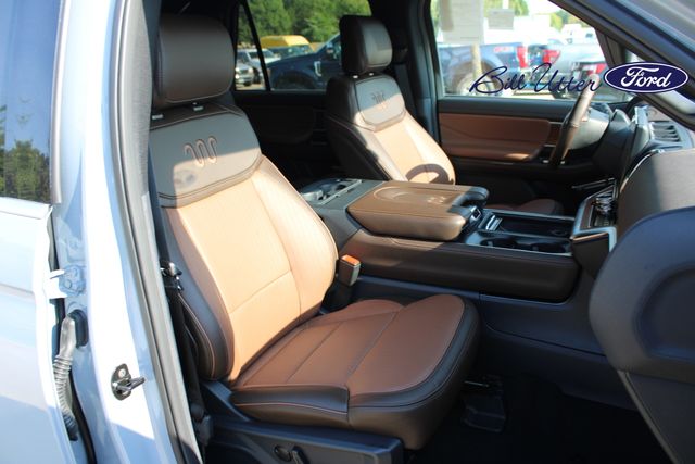 2025 Ford Expedition King Ranch photo 4