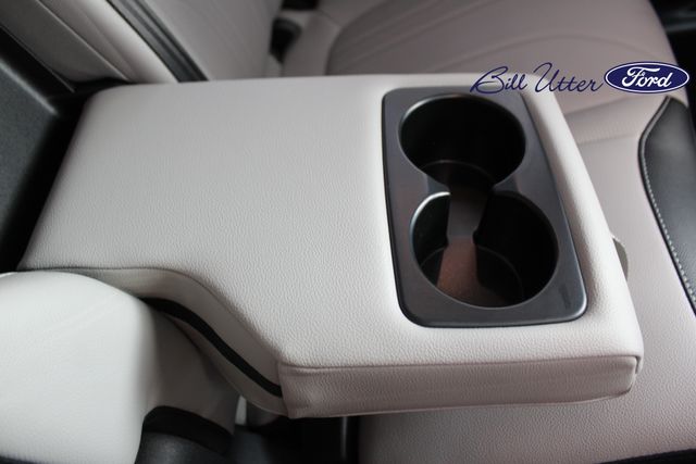 2026 Ford Escape Plug-In Hybrid photo 9
