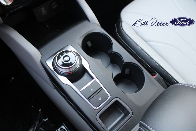 2026 Ford Escape Plug-In Hybrid photo 12