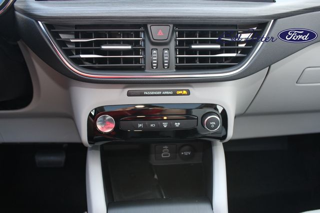 2026 Ford Escape Plug-In Hybrid photo 13
