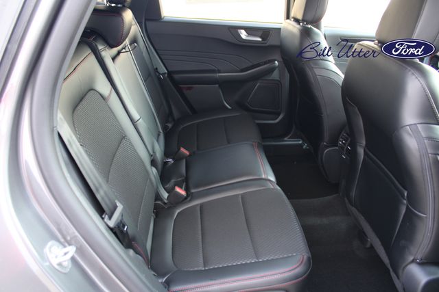 2026 Ford Escape ST-Line photo 7
