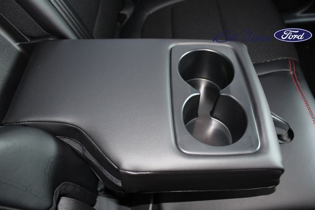 2026 Ford Escape ST-Line photo 8