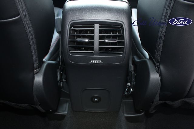 2026 Ford Escape ST-Line photo 9