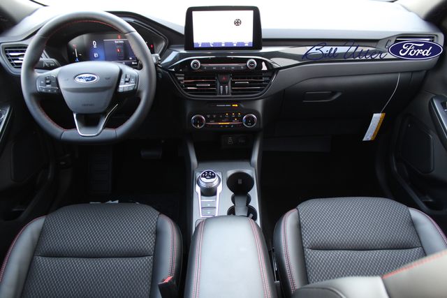 2026 Ford Escape ST-Line photo 10