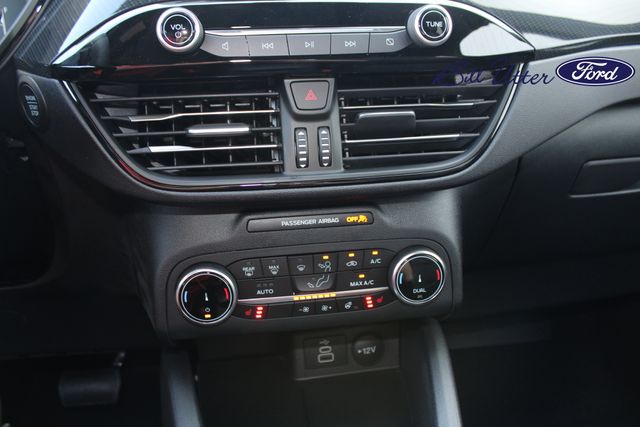 2026 Ford Escape ST-Line photo 12