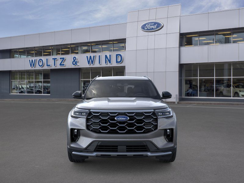 2025 Ford Explorer Platinum photo 5