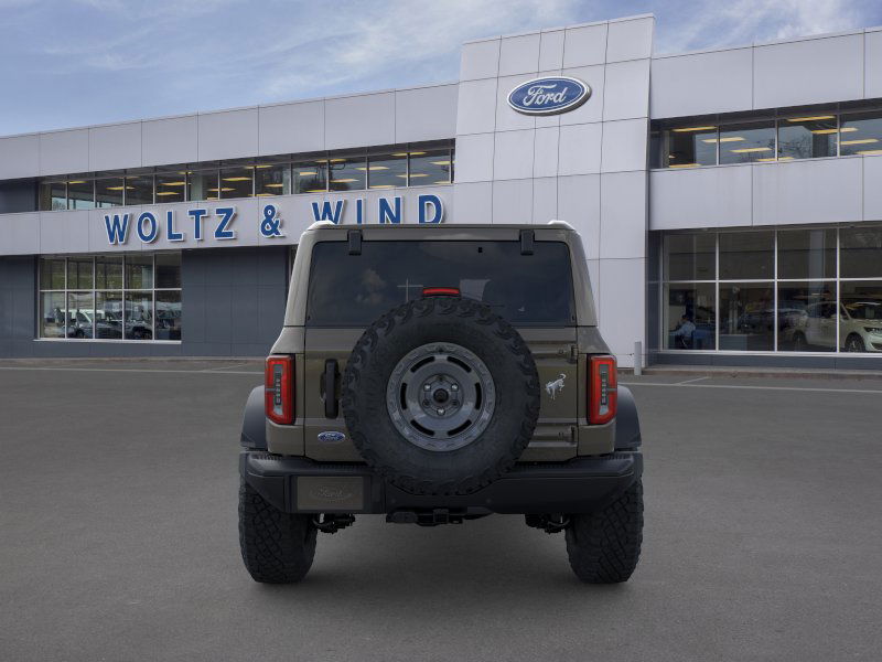 2025 Ford Bronco Badlands photo 2