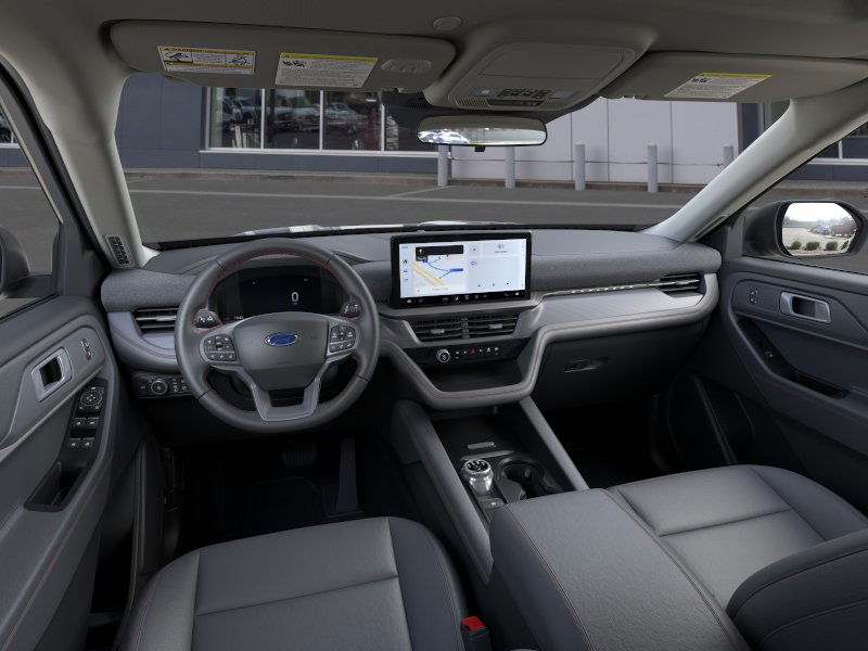 2025 Ford Explorer photo 7