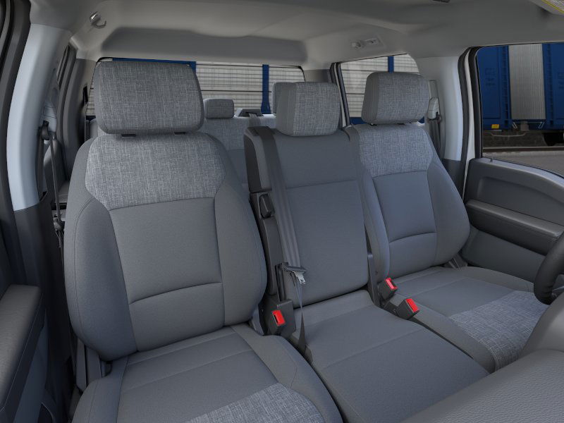 2026 Ford F-350 XLT photo 8