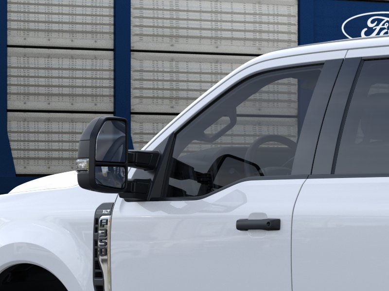 2026 Ford F-350 XLT photo 17