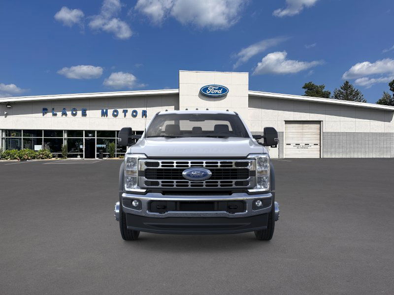 2026 Ford F-550 photo 6