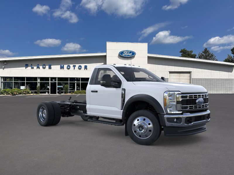 2026 Ford F-550 photo 7