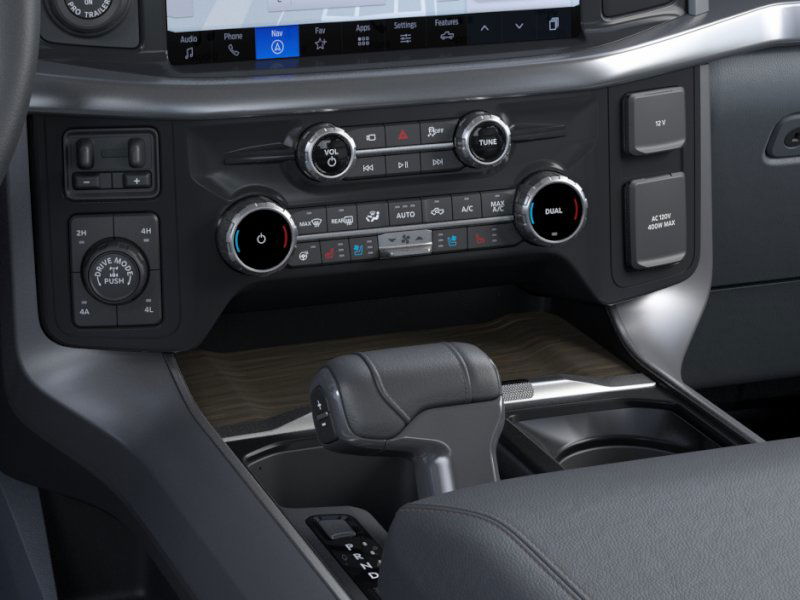 2025 Ford F-150 Lariat photo 14