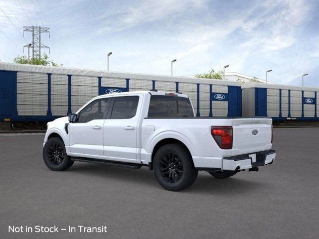 2025 Ford F-150 XLT photo 3