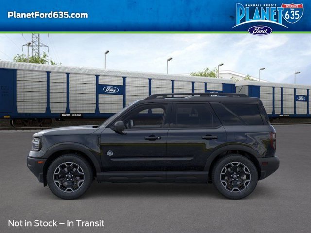 2025 Ford Bronco Sport Outer Banks photo 2