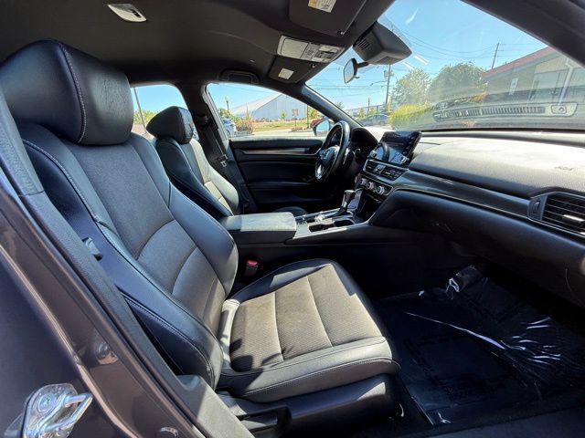 2018 Honda Accord Sport photo 24