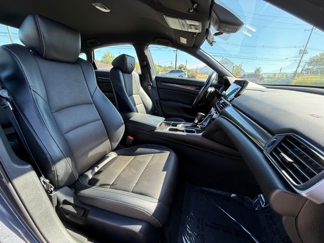 2018 Honda Accord Sport photo 25