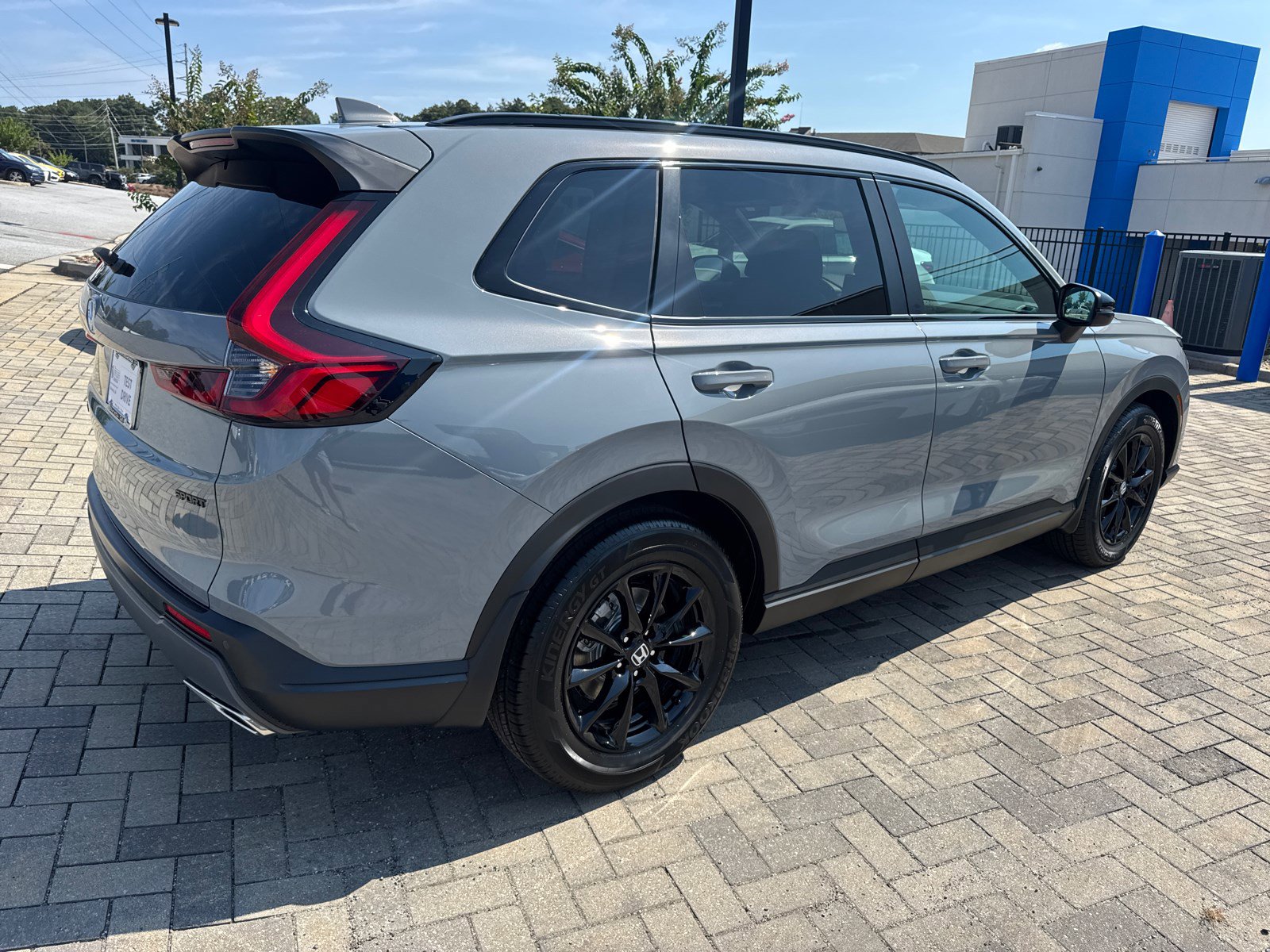 2026 Honda CR-V Hybrid Sport-L photo 7